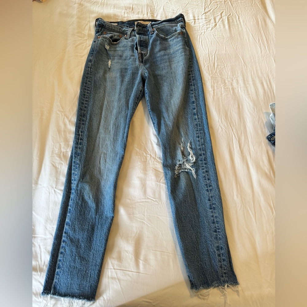 Levi’s wedgie jeans